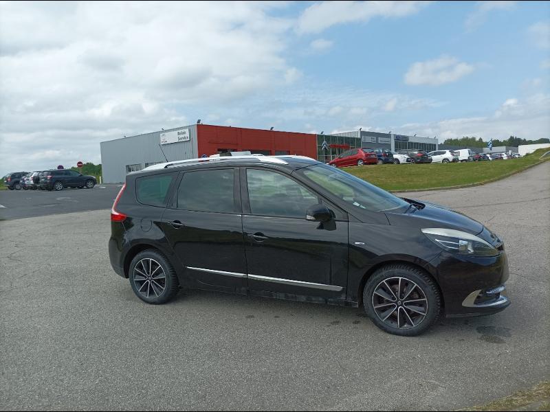 RENAULT Grand Scenic 1.5 dCi 110ch energy Bose eco² 5 places