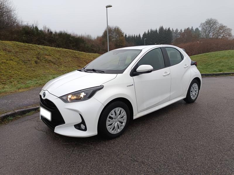 TOYOTA Yaris 116h France Business 5p