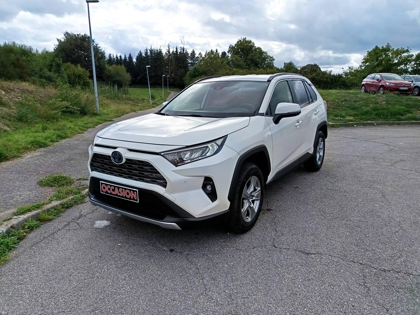 TOYOTA RAV4 2.5 Hybride 218ch Dynamic Business 2WD + Programme Beyond Zero Academy MY23
